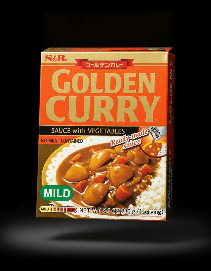 S & B Golden Vegetable Retort Curry Amakuchi - 230 g