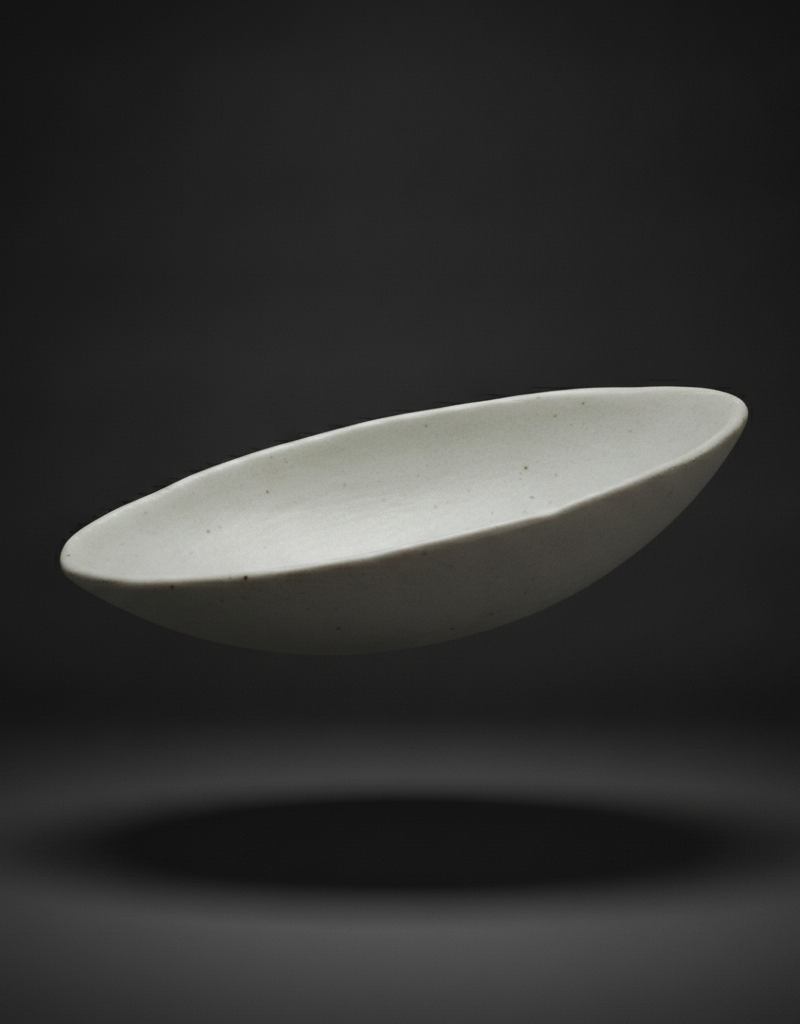 Small elongated bowl with sandblasted pattern 16.4x10x4cm
